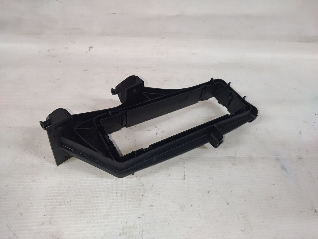 кронштейн проводки панели приборов б/у \ обломано крепление - 1